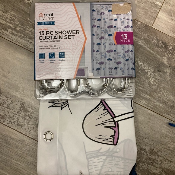 NWT 13 pc Mushroom Shower Curtain & Hook Set - Picture 3 of 6